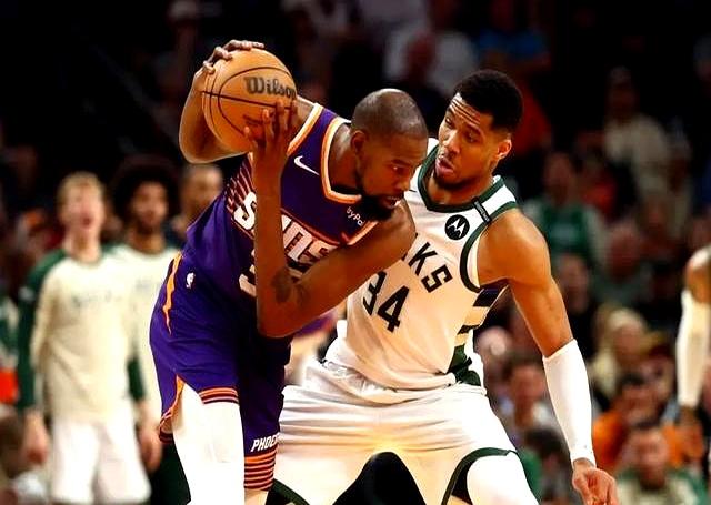 Kaiyun-转折点法兰克福绝杀压哨，世俱杯今晚攻防权衡，球迷炸锅，团队化学反应显著(法兰克机床对刀步骤)