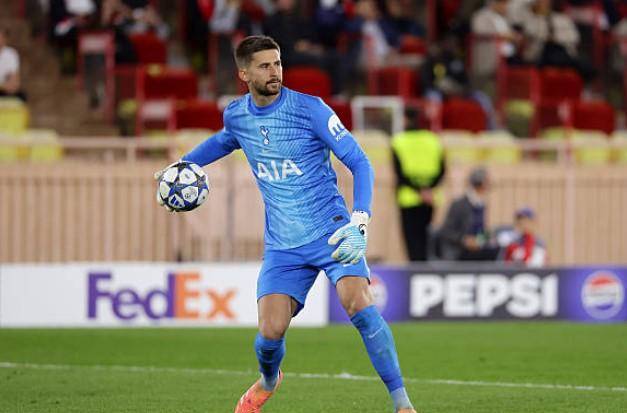 Kaiyun-岭北金雕队对阵南城雷霆队，田径常规赛爆冷，门将神扑救主——边后卫成为亮点(2024年全国田径锦标赛梁宝堂)